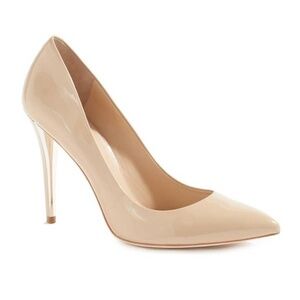NEW GUESS BY MARCIANO ELSA PUMPS SZ 10